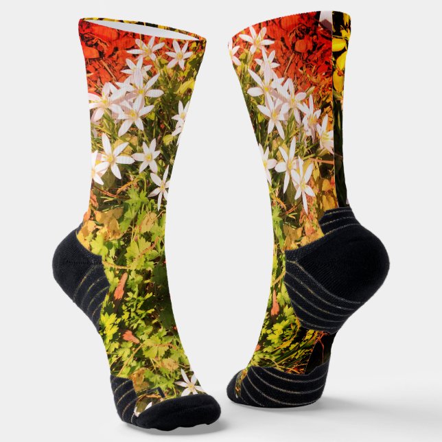 Little white flower socks (Angled)