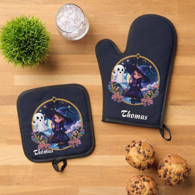 Little witch with big, sparkling eyes. oven mitt & pot holder set (Top Down)