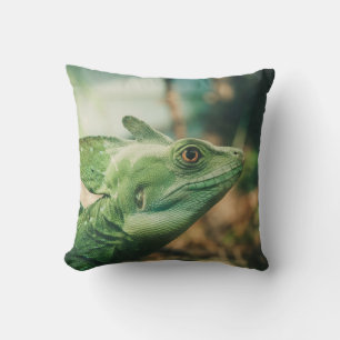 Lizard watch close up eye view cushion