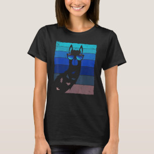 Llama With Sunglasses Cool Retro Style Alpaca T-Shirt