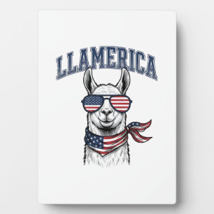 Llamerica Patriotic Llama Vintage Engraving T-Shir Plaque