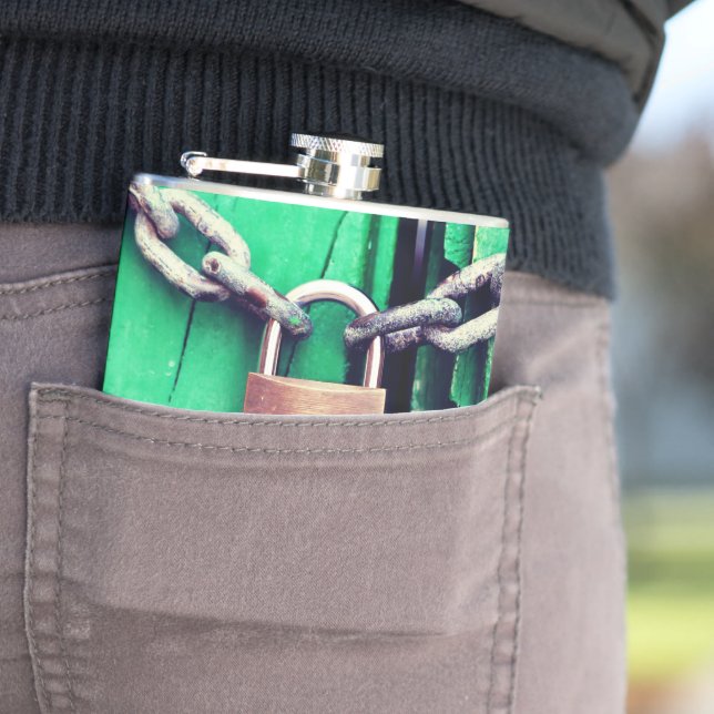 Lock and Chain Flask (In Situ)