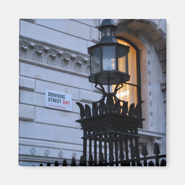 London - Downing Street Magnet (Front)