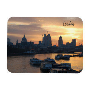 London - River Thames at sunrise Magnet