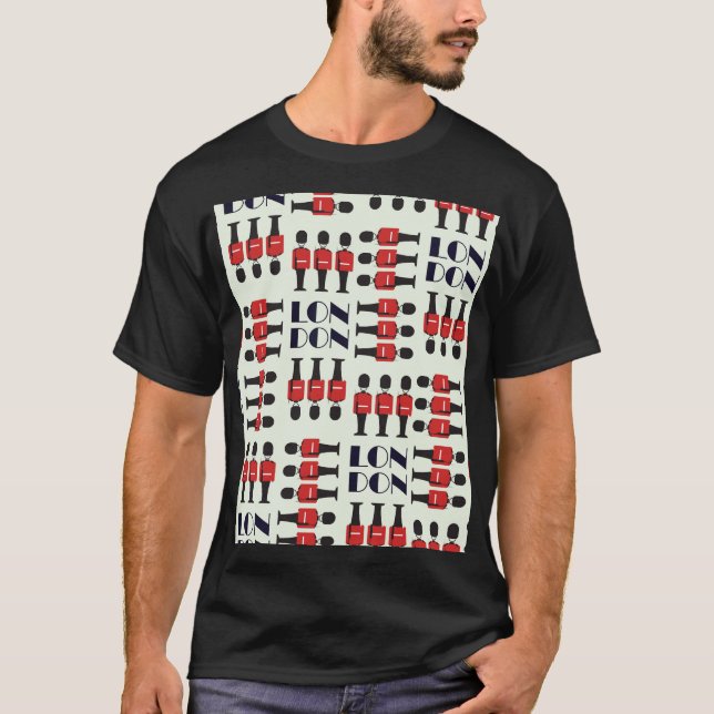 London, soldiers, seamless pattern T-Shirt (Front)