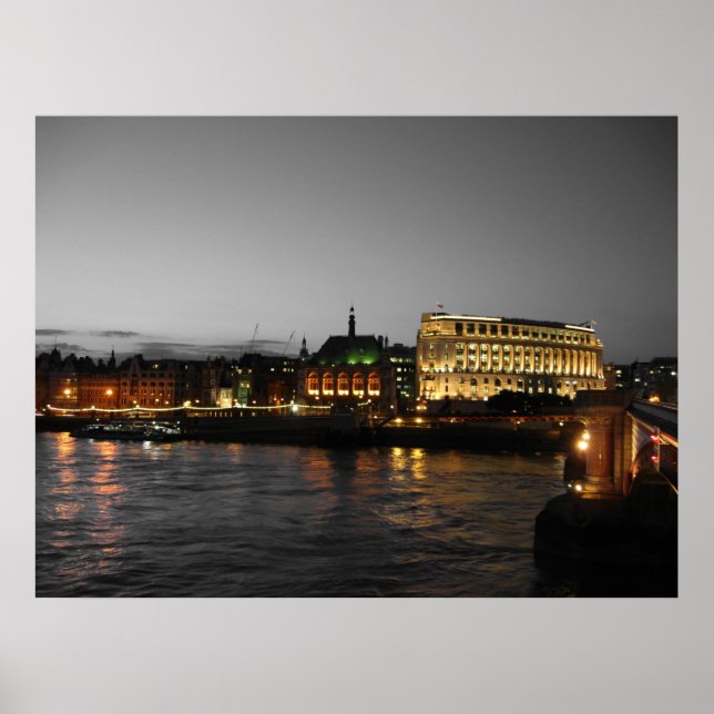 London Thames Poster (Front)