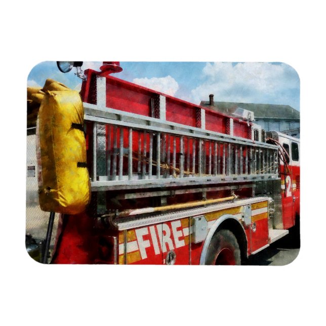 Long Ladder on Fire Truck Magnet (Horizontal)