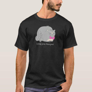 Looking Good Feline Good Pun Cat T-Shirt