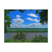 Looking Over the Mighty Mississippi