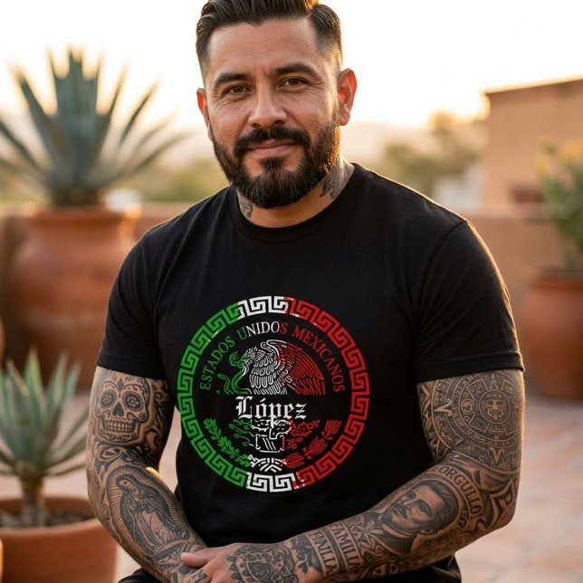López Last name T-shirt  (López Last name T-shirt
)
