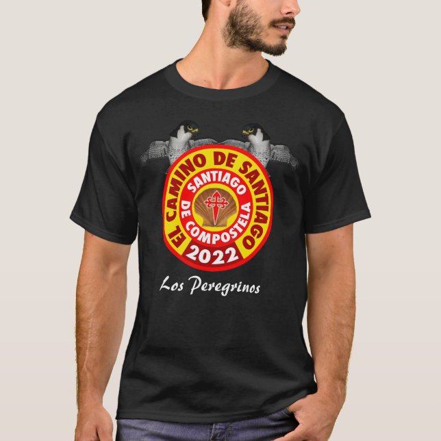 Los Peregrinos del Camino De Santiago 2022 T-Shirt (Front)