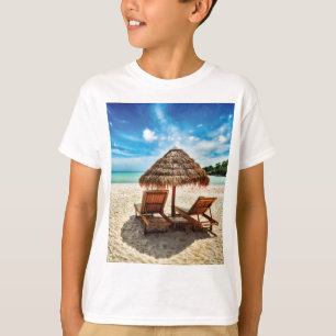 Lounge chairs on beach throw pillow T-Shirt