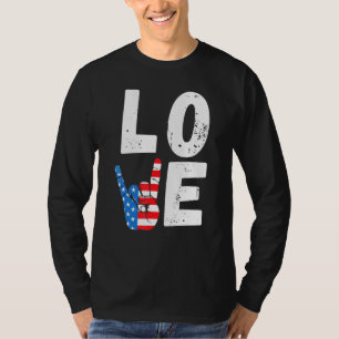 Love 4th Of July Usa American Flag Peace Sign Hand T-Shirt