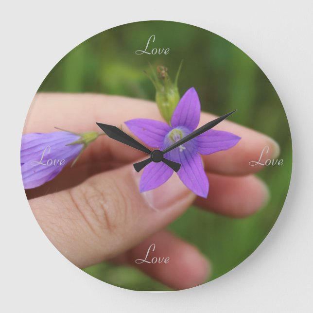 Love all the time large clock (Front)