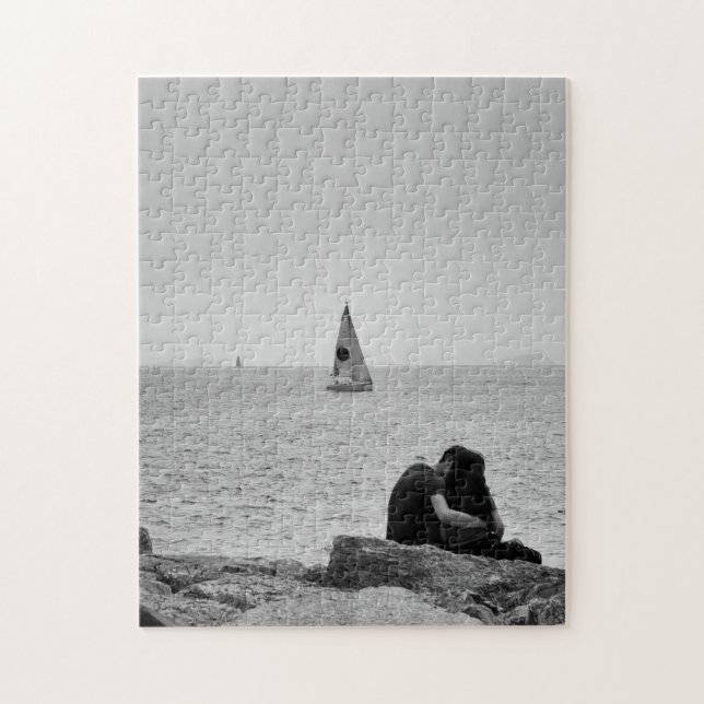 Love by sea jigsaw puzzle (Vertical)