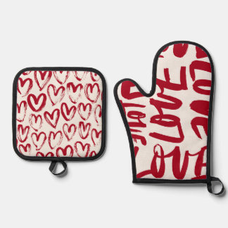 Love by Sommer Hamilton  Oven Mitt & Pot Holder Set