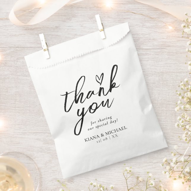 Love Calligraphy Thank You Heart Black ID940 Favour Bags (Clipped)