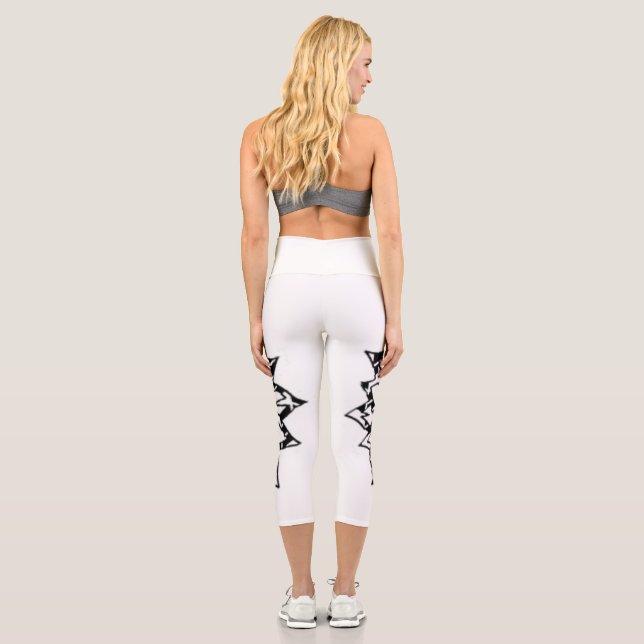love fall flower design  capri leggings (Back)