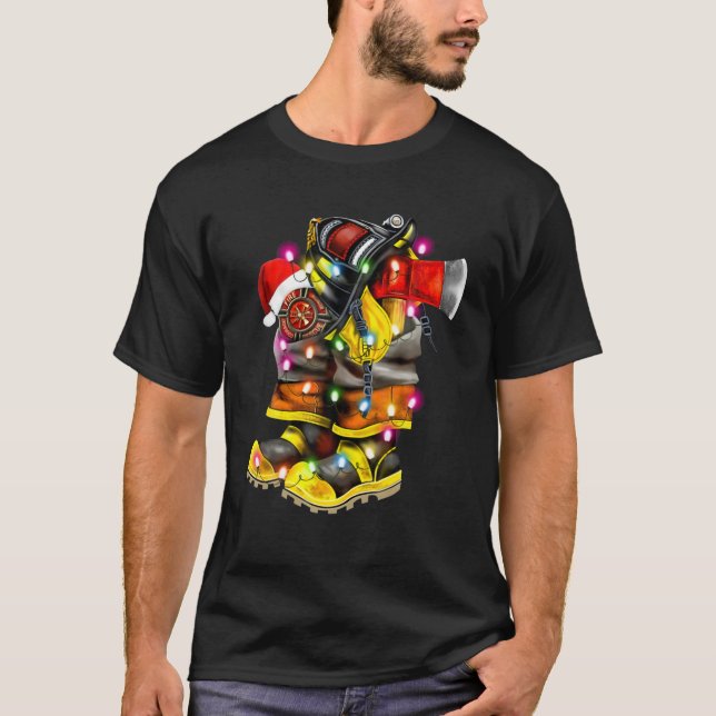Love Firefighter Christmas Fit Mens Tee (Front)