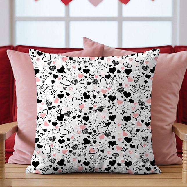 Love Gift Pillow Pink and Black Hand Drawn Hearts (Love Gift Pillow Pink and Black Hand Drawn Hearts)