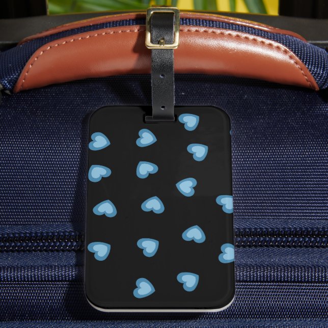 LOVE HEART LUGGAGE TAG (Front Insitu 2)