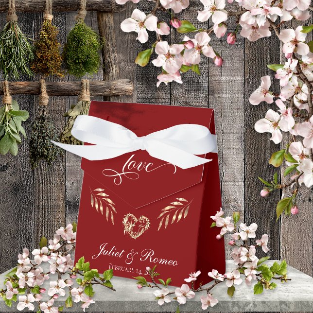 Love & Heart Personalised - Red Favour Box (Creator Uploaded)