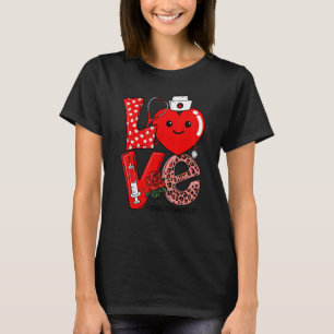Love Heart Stethoscope Rehabilitation Nurse Life V T-Shirt