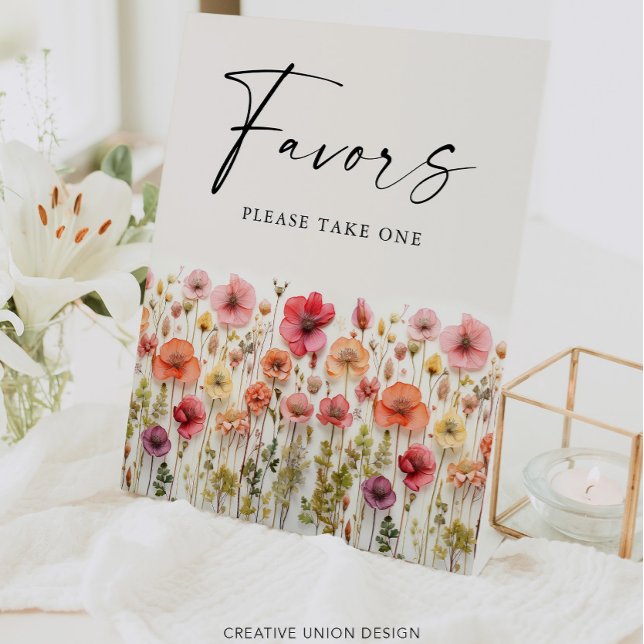 Love In Bloom Bridal Shower Favours Pedestal Sign (Creator Uploaded)