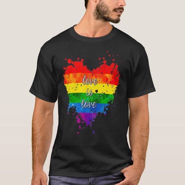 Love is love Classic T-Shirt (Front)