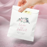 Love is sweet blooming botanical blush floral favour bags<br><div class="desc">love is sweet letters with romantic watercolor botanical floral and greenery in blush pink and navy,  great favour bags for modern wedding,  romantic wedding,  and botanical garden wedding.
See all the matching pieces in collection.</div>