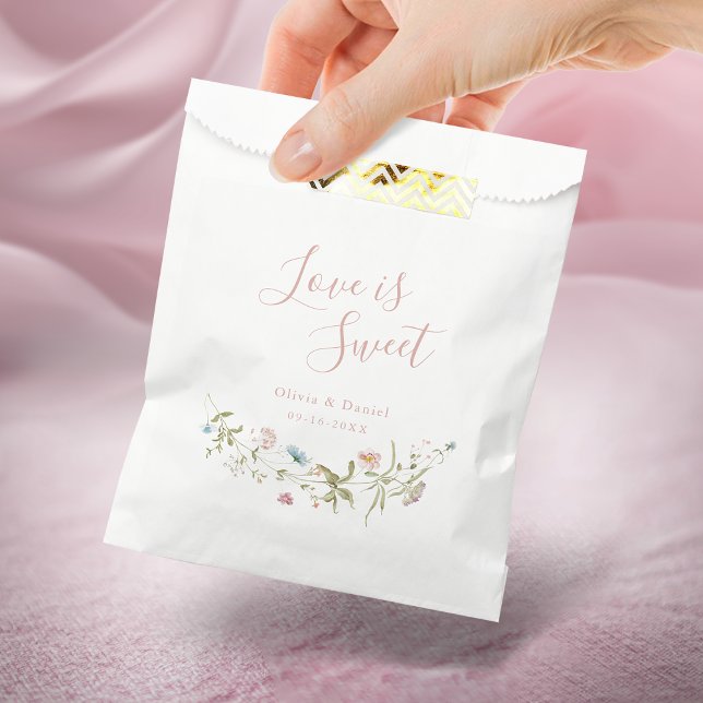 Love is sweet Elegant Wildflower Rustic Boho  Favour Bags (Love is sweet Elegant Wildflower Rustic Boho Favor Bag)