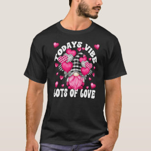 Love Mum Saying For Men Pink Valentines Day Gnome T-Shirt