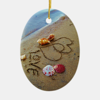 Love on beach w/ hearts ceramic tree decoration