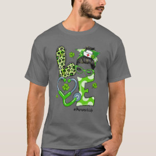 LOVE Paramedic Life Funny St Patrick Day Women T-Shirt