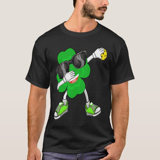 Love Pickleball Shamrock C Saint Patrick's Day Men T-Shirt (Front)