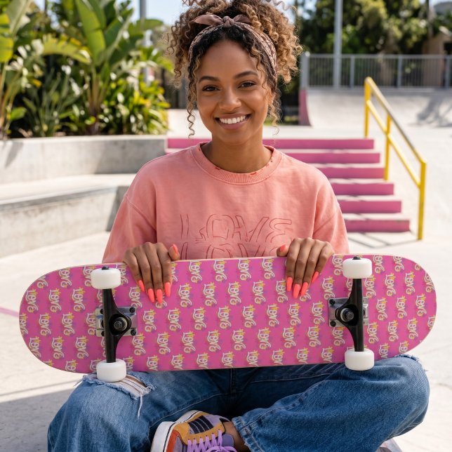 LOVE Skateboard (Creator Uploaded)