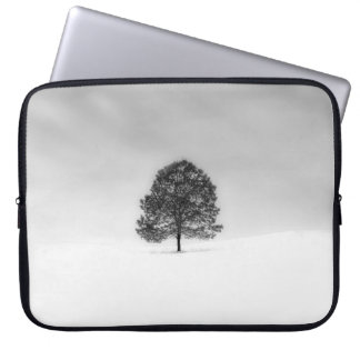 LOVE THE SIMPLICITY OF WINTER PHOTOGRAPHY THIS IS LAPTOP SLEEVE