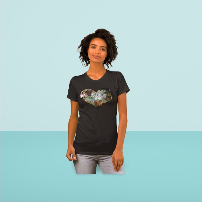 Love your World! T-Shirt (Creator Uploaded)