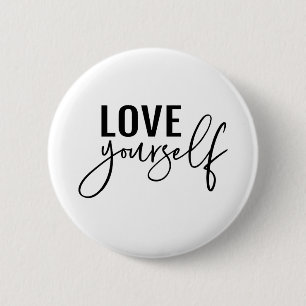 love yourself 6 cm round badge