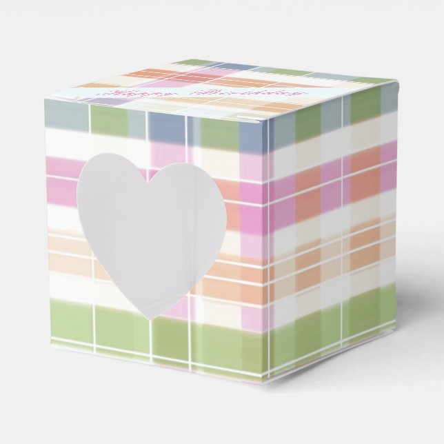 Lovely Plaid Heart Guest Favour Box (Front Side)