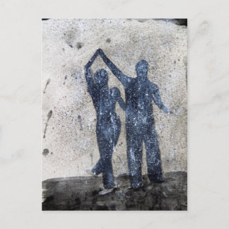 Lovers dancing in rain postcard