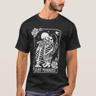Lovers Tarot Card Just Married Roses Gothic Occult T-Shirt
