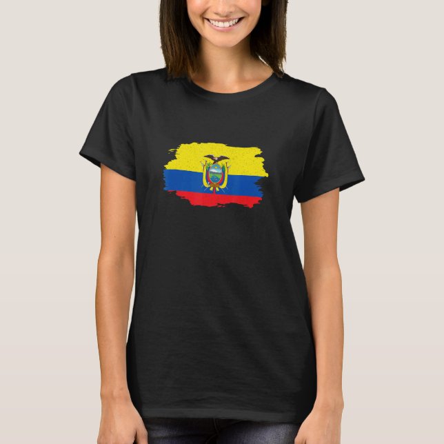 Loving Ecuador Flag Patriotic Ecuadorian Sports Su T-Shirt (Front)