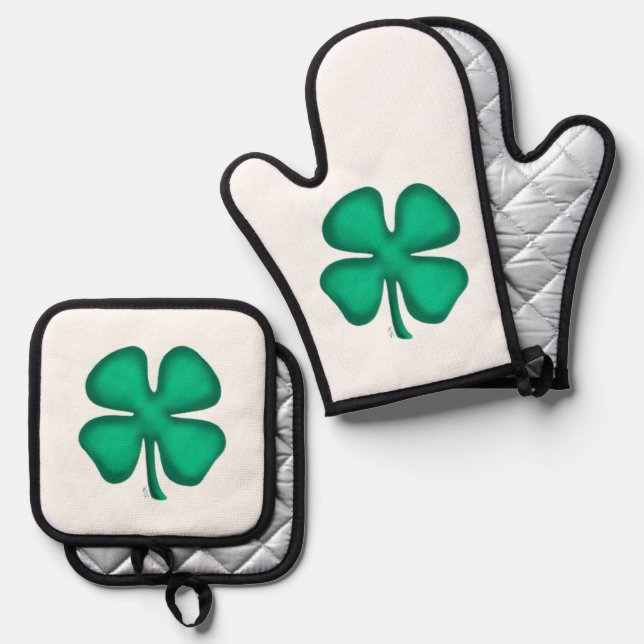 Lucky 4 Leaf Irish Clover oven mitts pot holders Oven Mitt & Pot Holder Set (Front/Back)