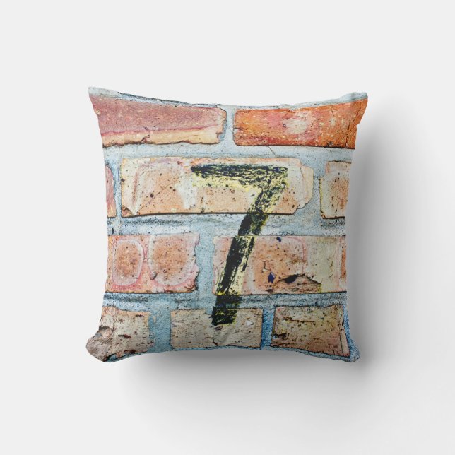 Lucky 7 outdoor cushion (Front)