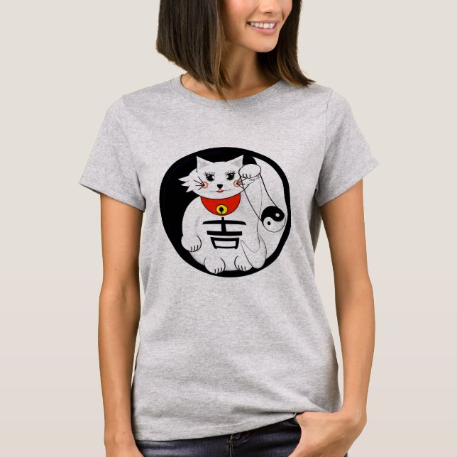 Lucky Cat- Maneki Neko - Beckoning. T-Shirt (Front)