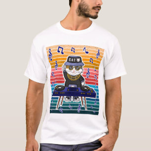 Lucky Cat Maneki Neko DJ Retro Music Art T-Shirt
