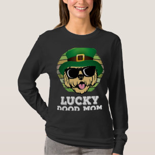 Lucky Dood Mum Cute Dood Retro Sunset St Patricks T-Shirt