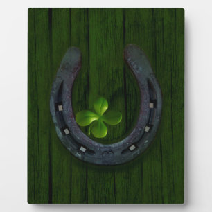 lucky horeshoe plaque