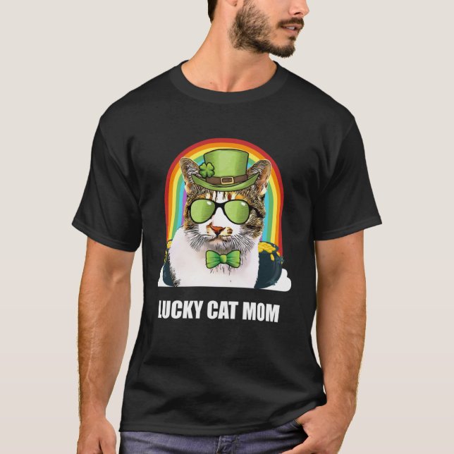 Lucky Japanese Bobtail Cat Mom St Patricks Day T-Shirt (Front)